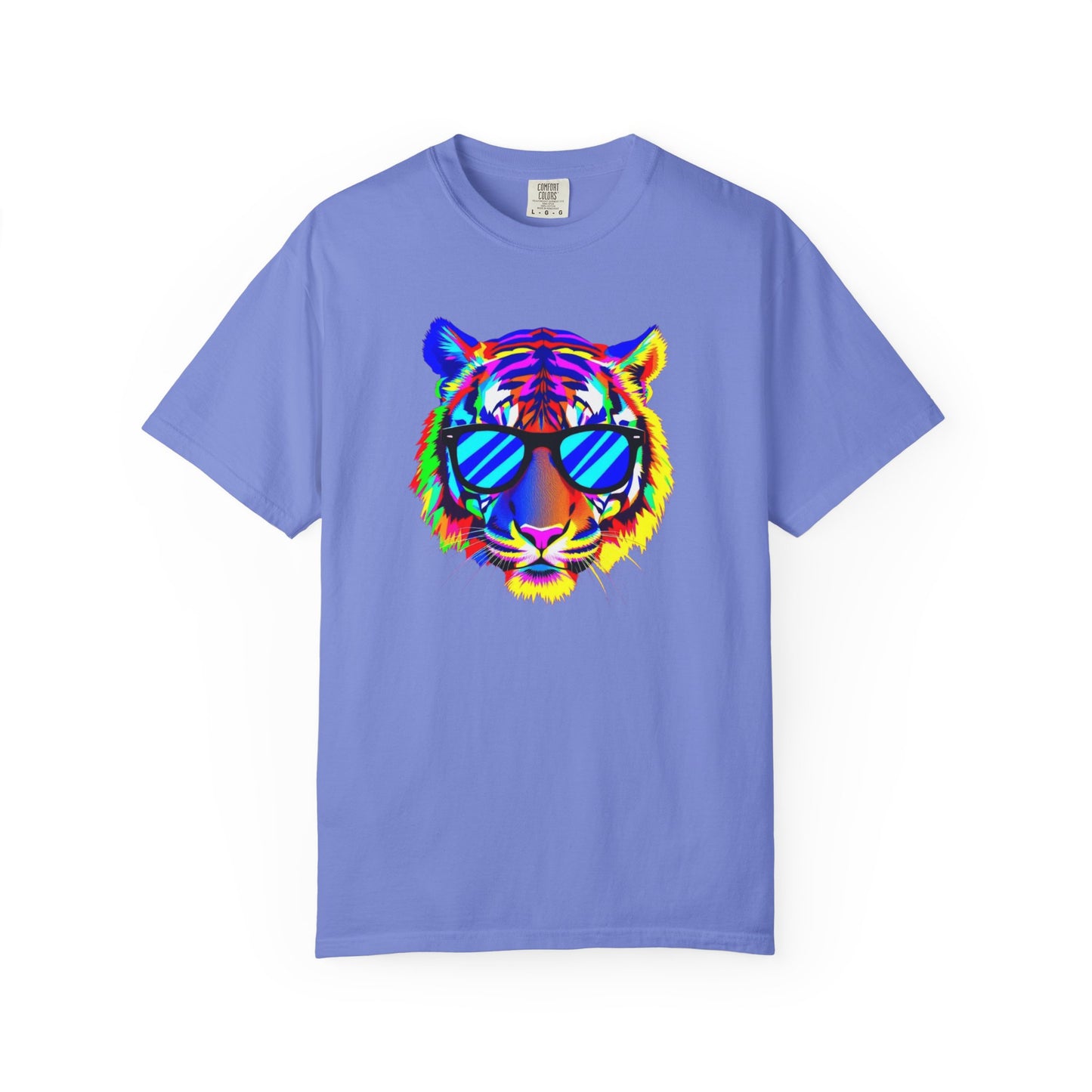 Vibrant Tiger Graphic T-Shirt - Unisex, Cool & Colorful Design