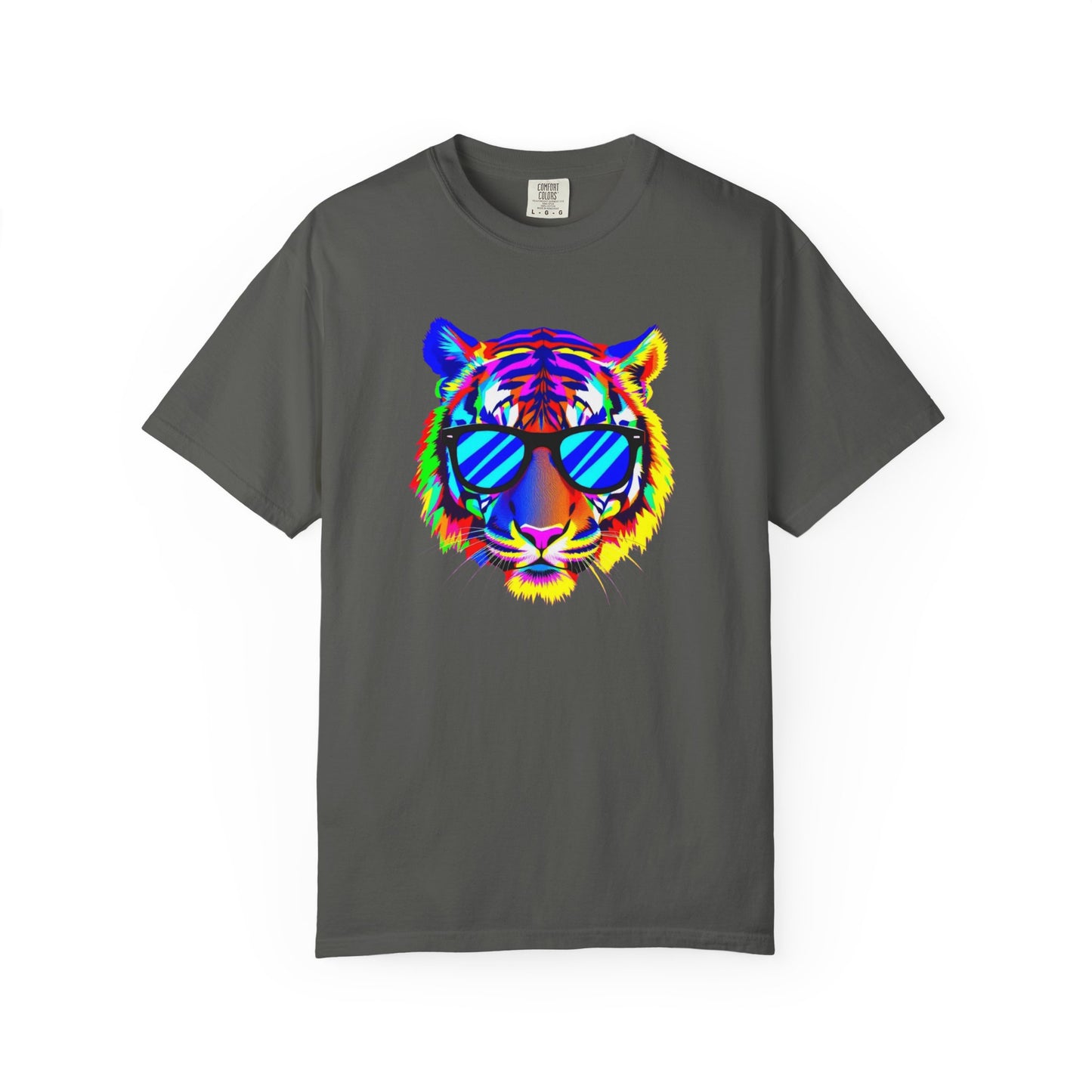 Vibrant Tiger Graphic T-Shirt - Unisex, Cool & Colorful Design