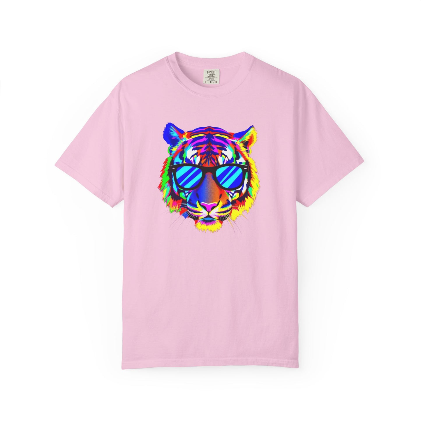 Vibrant Tiger Graphic T-Shirt - Unisex, Cool & Colorful Design