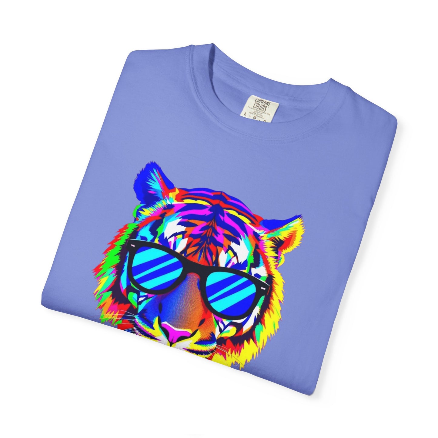Vibrant Tiger Graphic T-Shirt - Unisex, Cool & Colorful Design