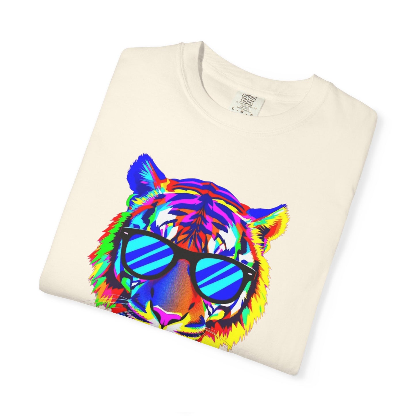 Vibrant Tiger Graphic T-Shirt - Unisex, Cool & Colorful Design