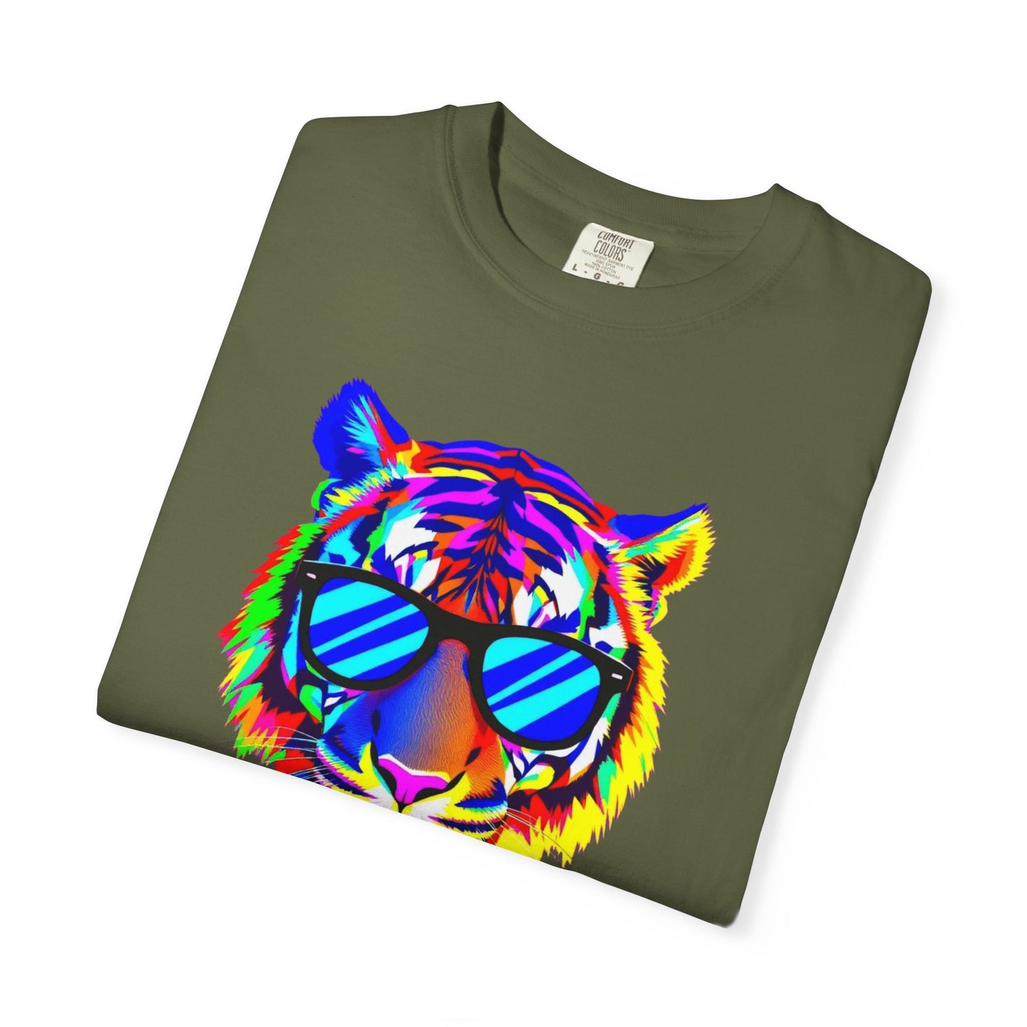 Vibrant Tiger Graphic T-Shirt - Unisex, Cool & Colorful Design