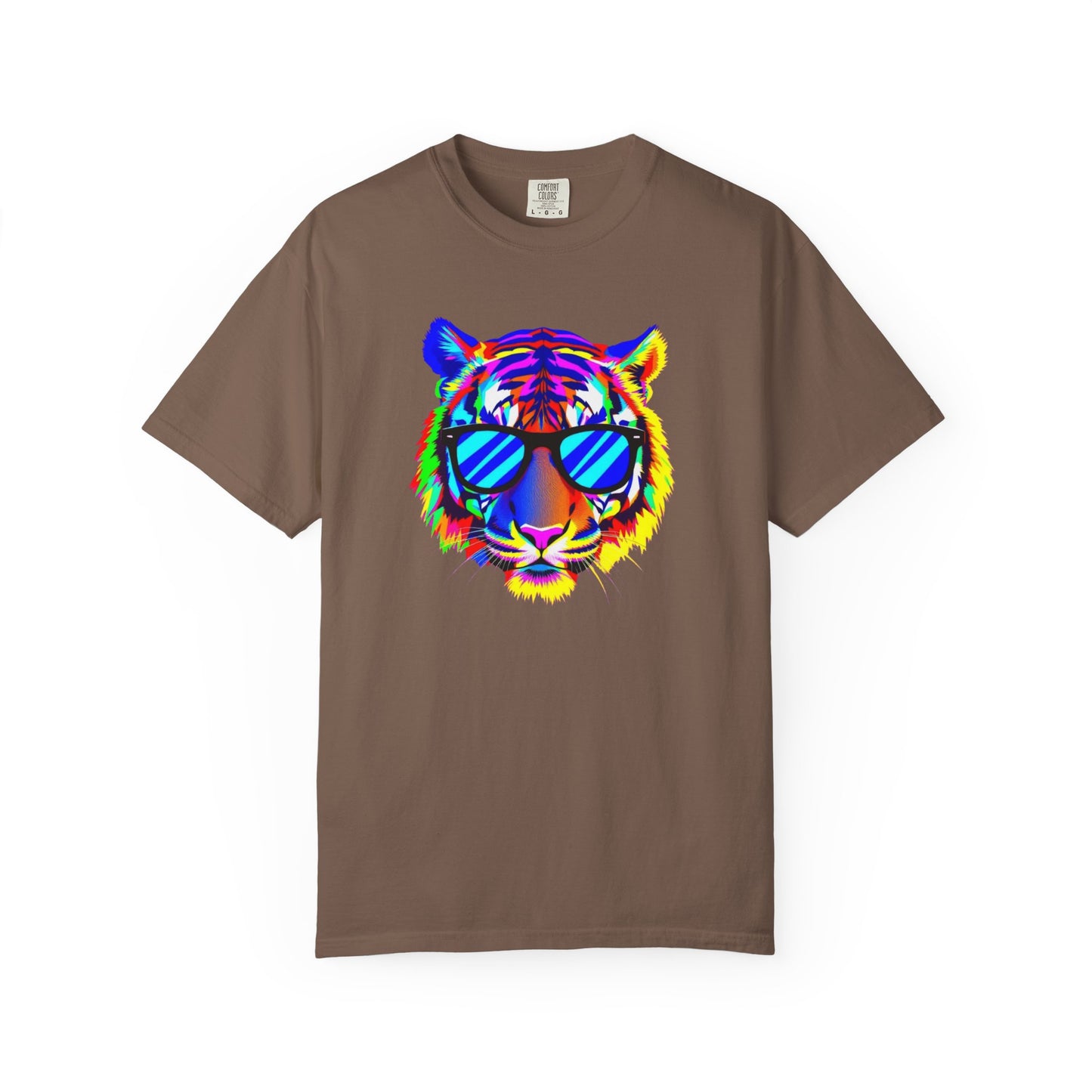 Vibrant Tiger Graphic T-Shirt - Unisex, Cool & Colorful Design