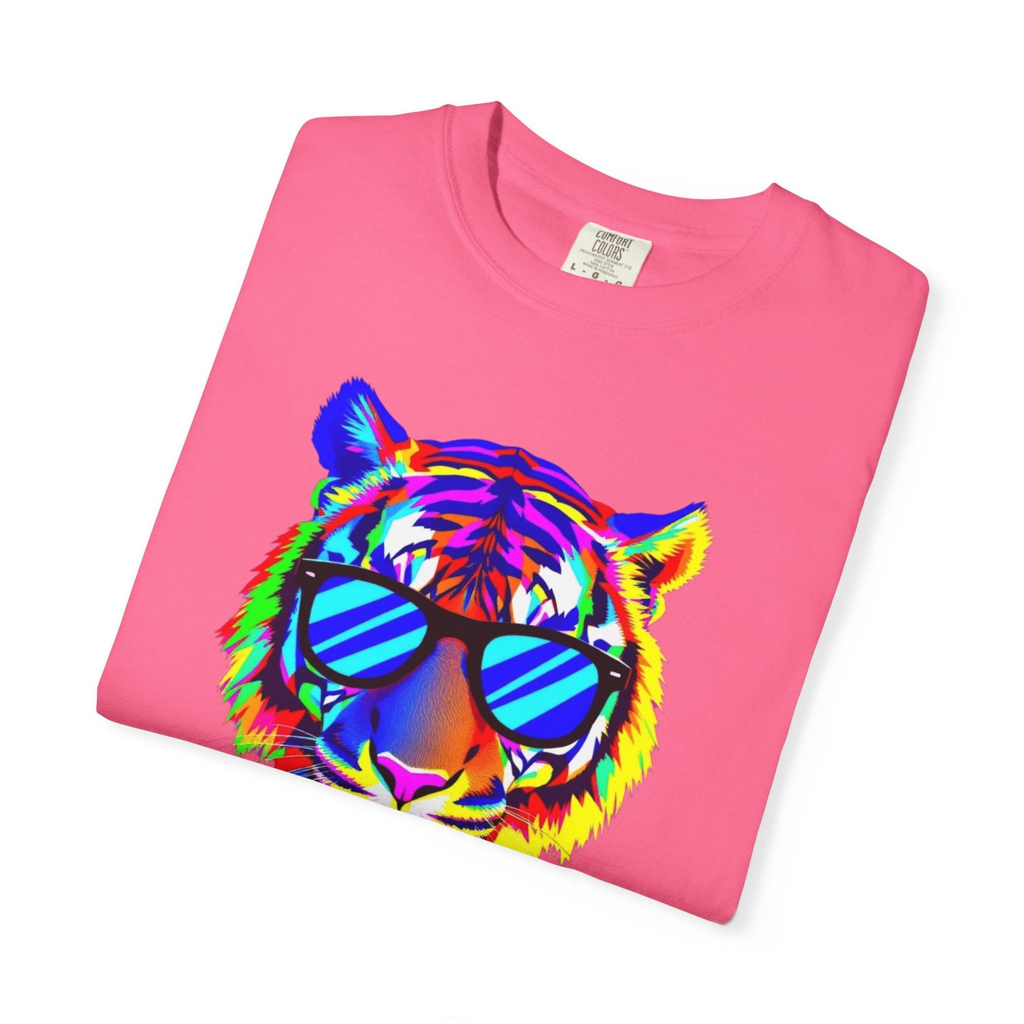 Vibrant Tiger Graphic T-Shirt - Unisex, Cool & Colorful Design