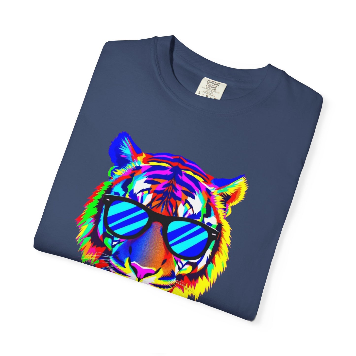 Vibrant Tiger Graphic T-Shirt - Unisex, Cool & Colorful Design