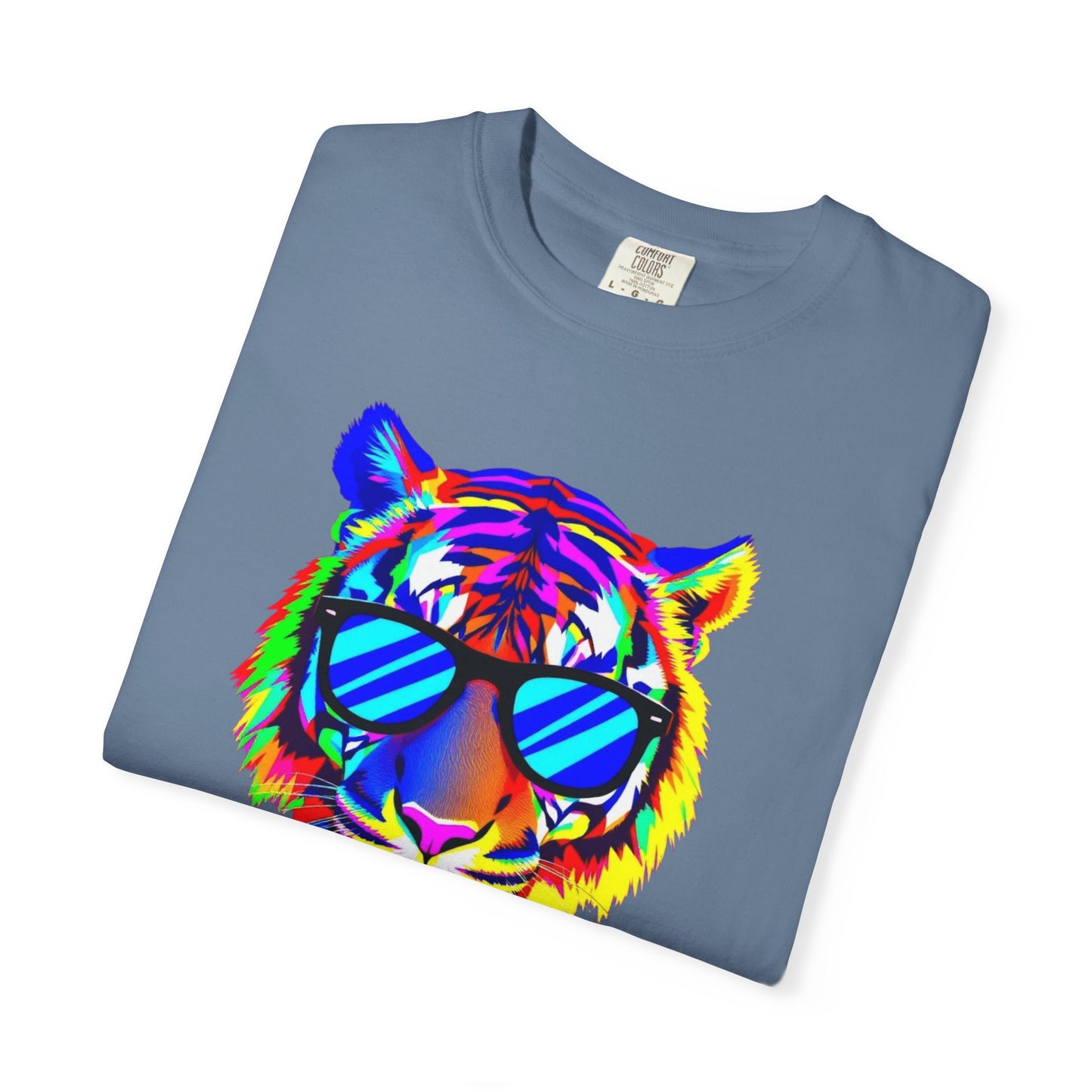 Vibrant Tiger Graphic T-Shirt - Unisex, Cool & Colorful Design