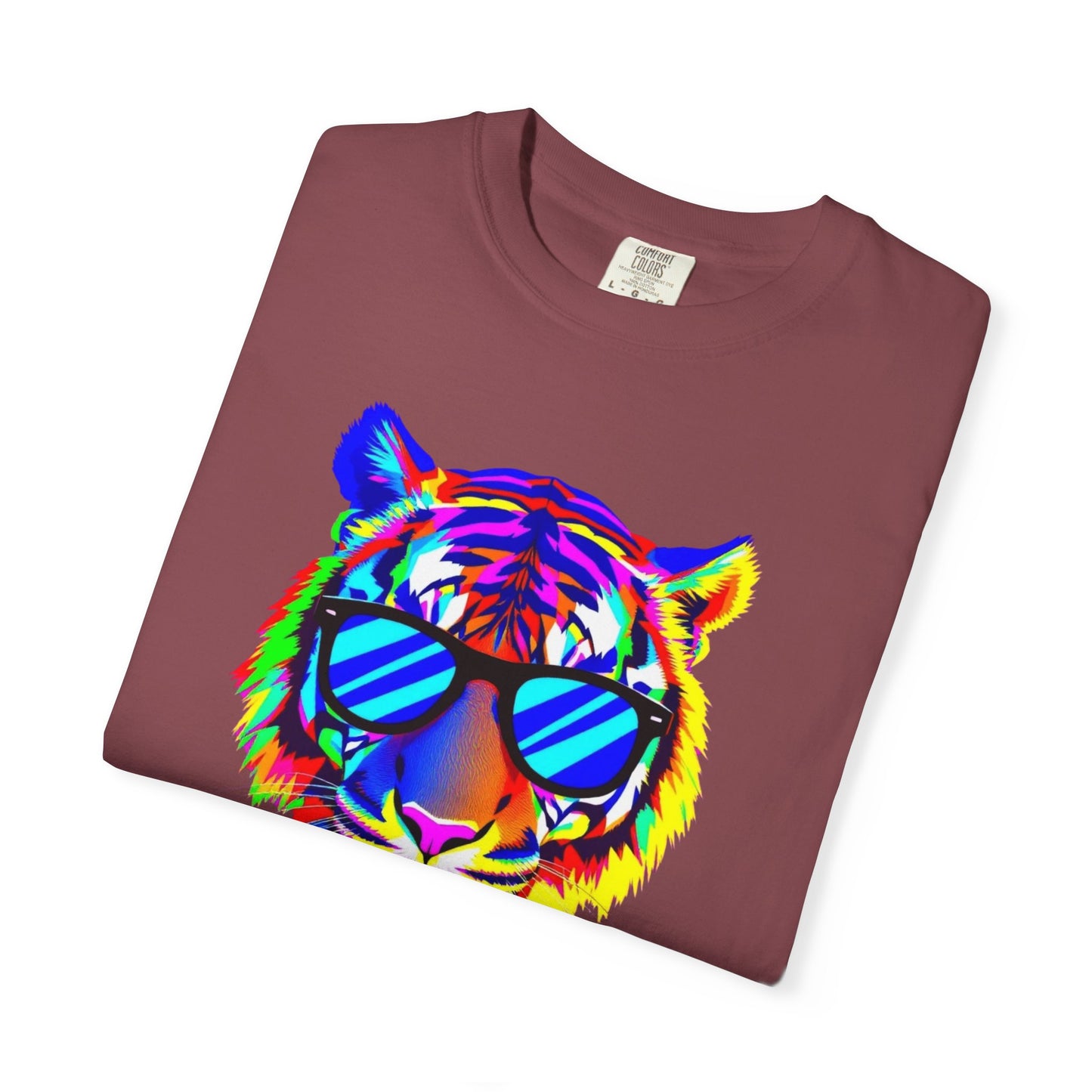 Vibrant Tiger Graphic T-Shirt - Unisex, Cool & Colorful Design