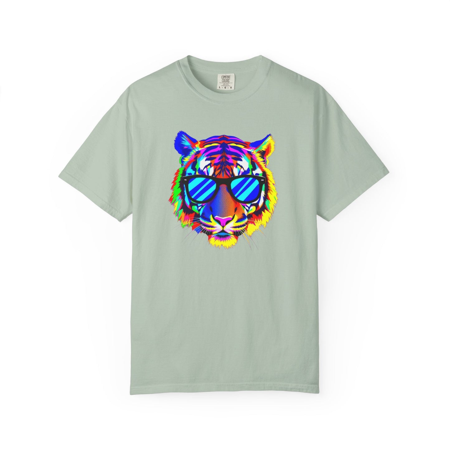 Vibrant Tiger Graphic T-Shirt - Unisex, Cool & Colorful Design