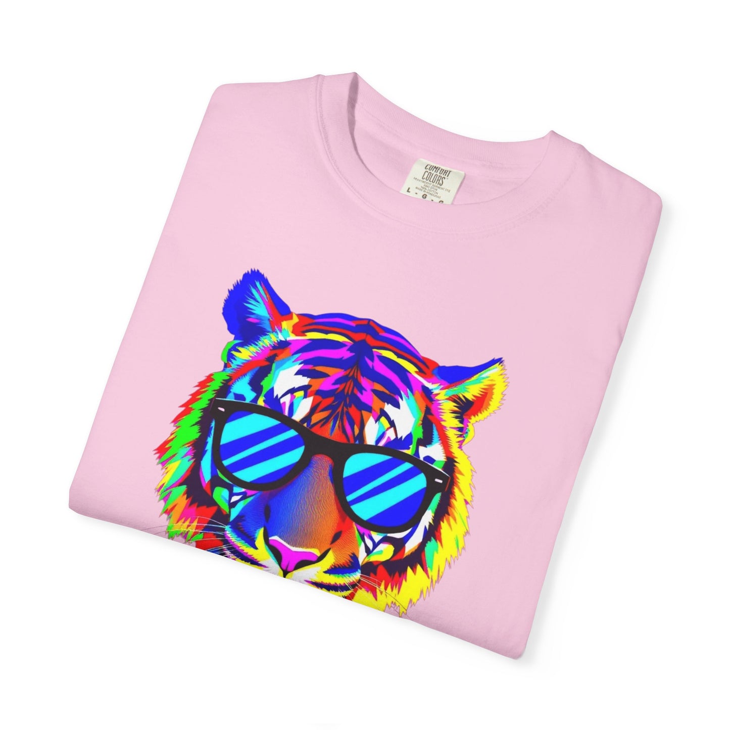 Vibrant Tiger Graphic T-Shirt - Unisex, Cool & Colorful Design