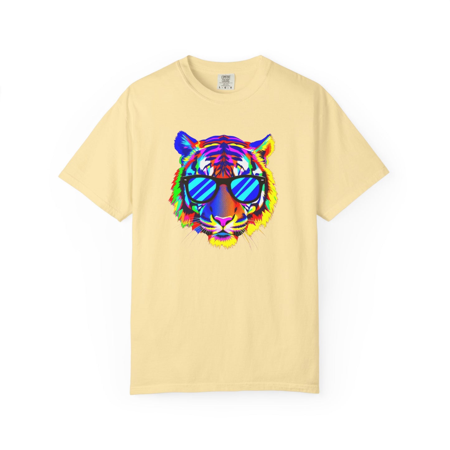 Vibrant Tiger Graphic T-Shirt - Unisex, Cool & Colorful Design
