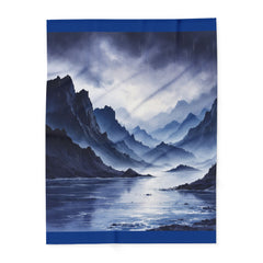 Serene Arctic Fleece Blanket, Cozy Throw, Mountainscape Decor, Hiking Gift, Winter Home Accent, Adventure Blanket, Gift for Outdoorsy