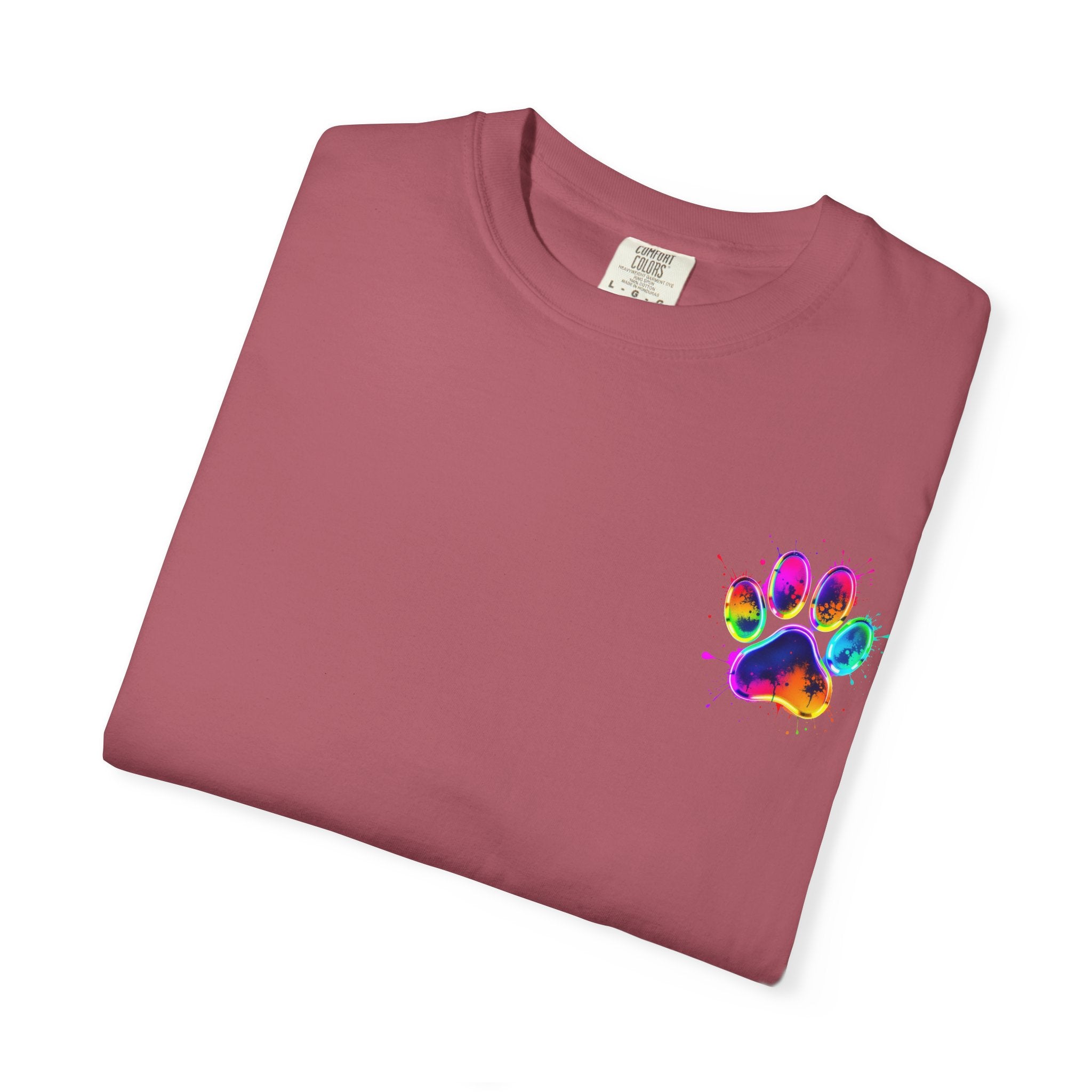 Paw print Graphic T-Shirt, Unisex Vintage Tee, Perfect for Festivals, Beach Days, and Casual Wear, Gift for Sun Lovers