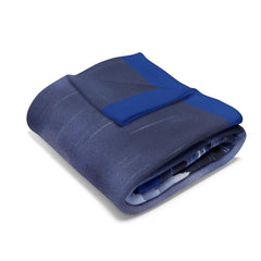 Serene Arctic Fleece Blanket, Cozy Throw, Mountainscape Decor, Hiking Gift, Winter Home Accent, Adventure Blanket, Gift for Outdoorsy