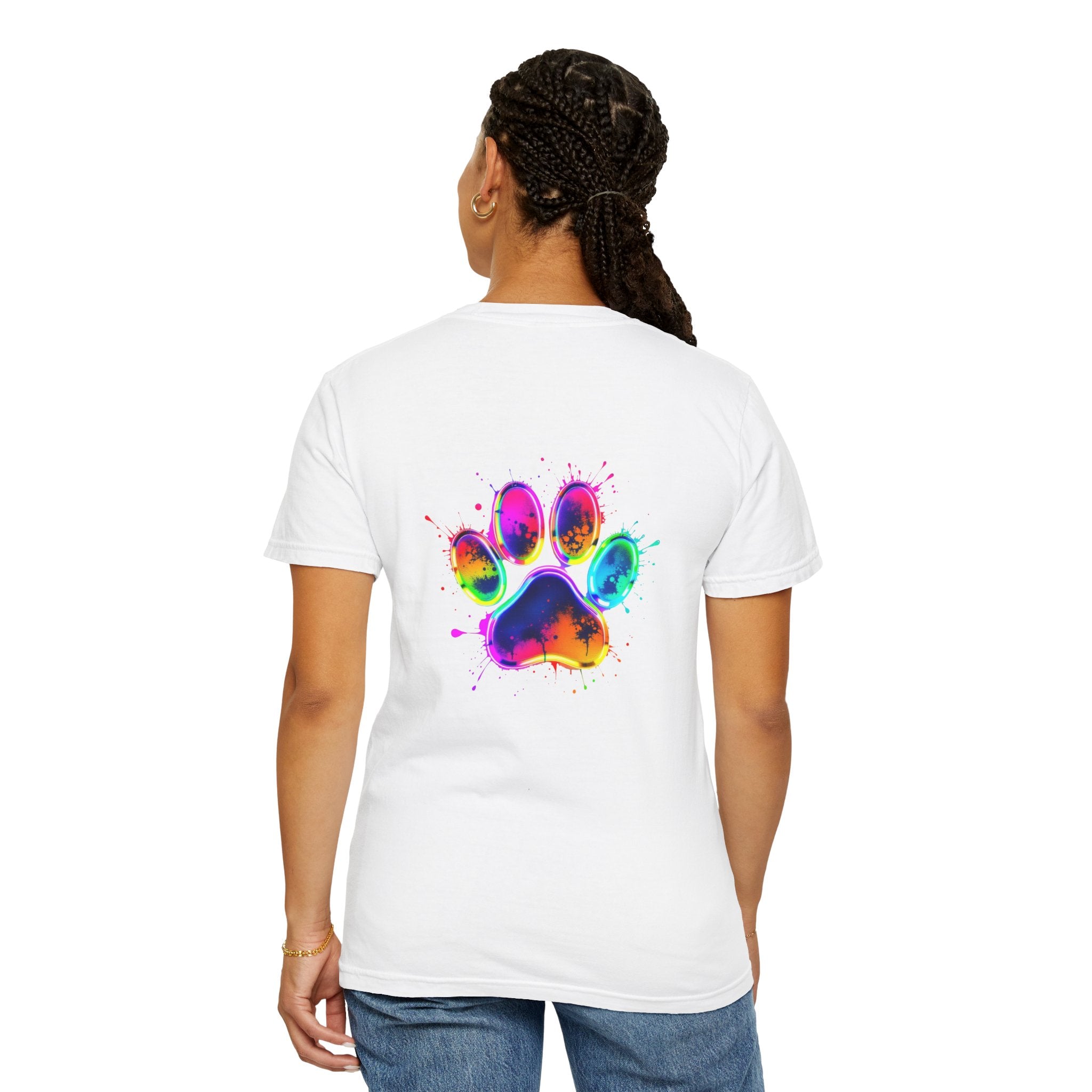 Paw print Graphic T-Shirt, Unisex Vintage Tee, Perfect for Festivals, Beach Days, and Casual Wear, Gift for Sun Lovers