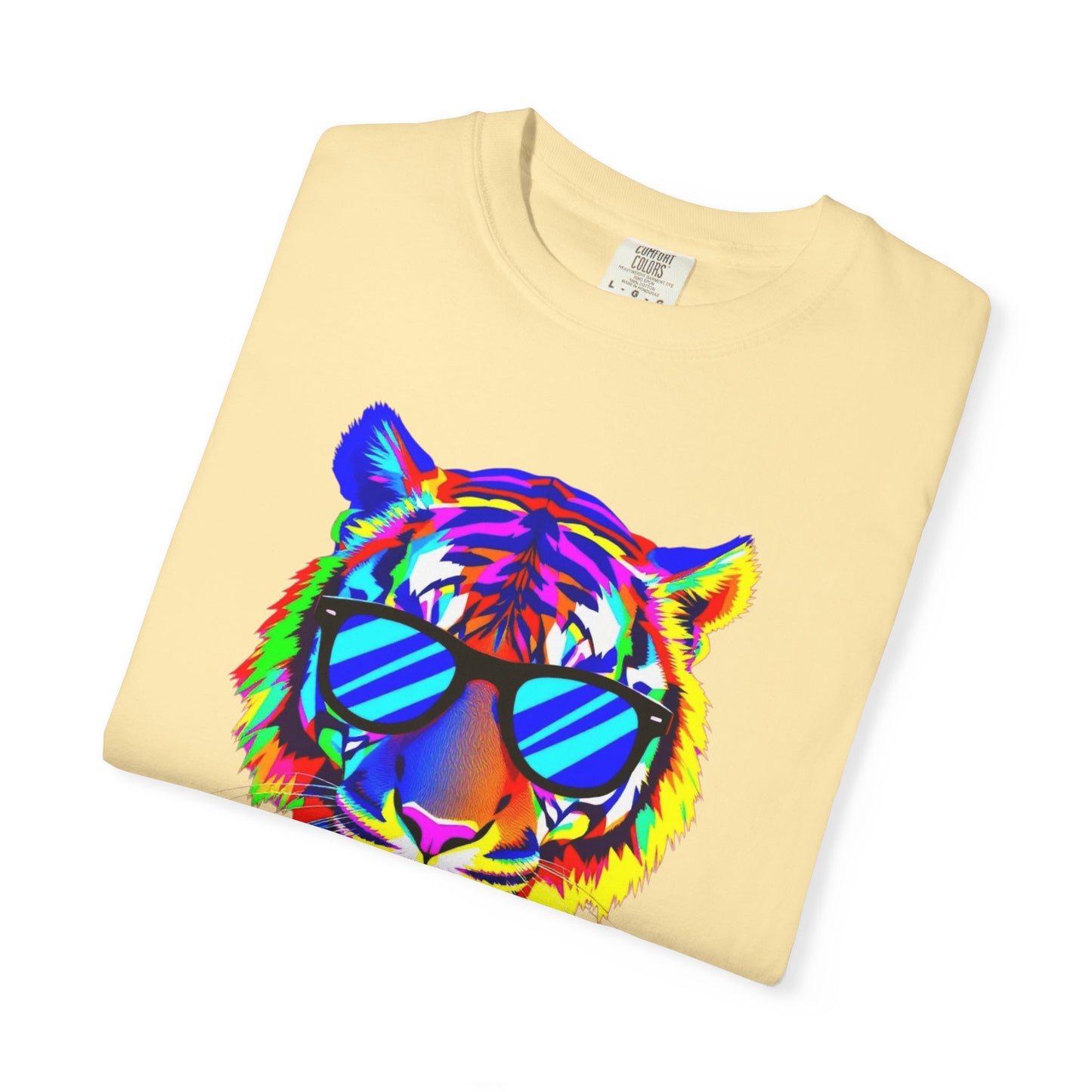 Vibrant Tiger Graphic T-Shirt - Unisex, Cool & Colorful Design
