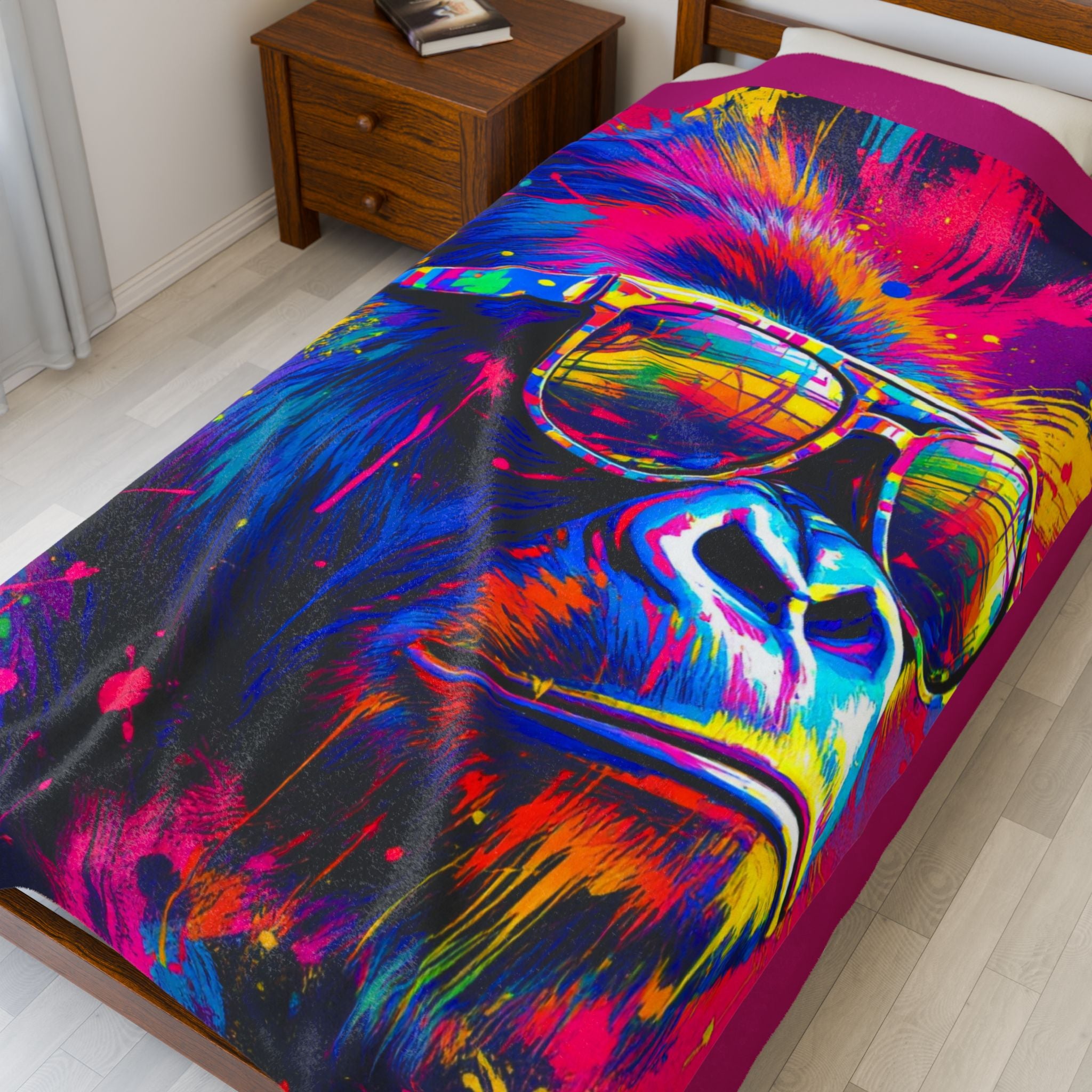 Colorful Gorilla Velveteen Plush Blanket - Cozy & Vibrant Home Decor