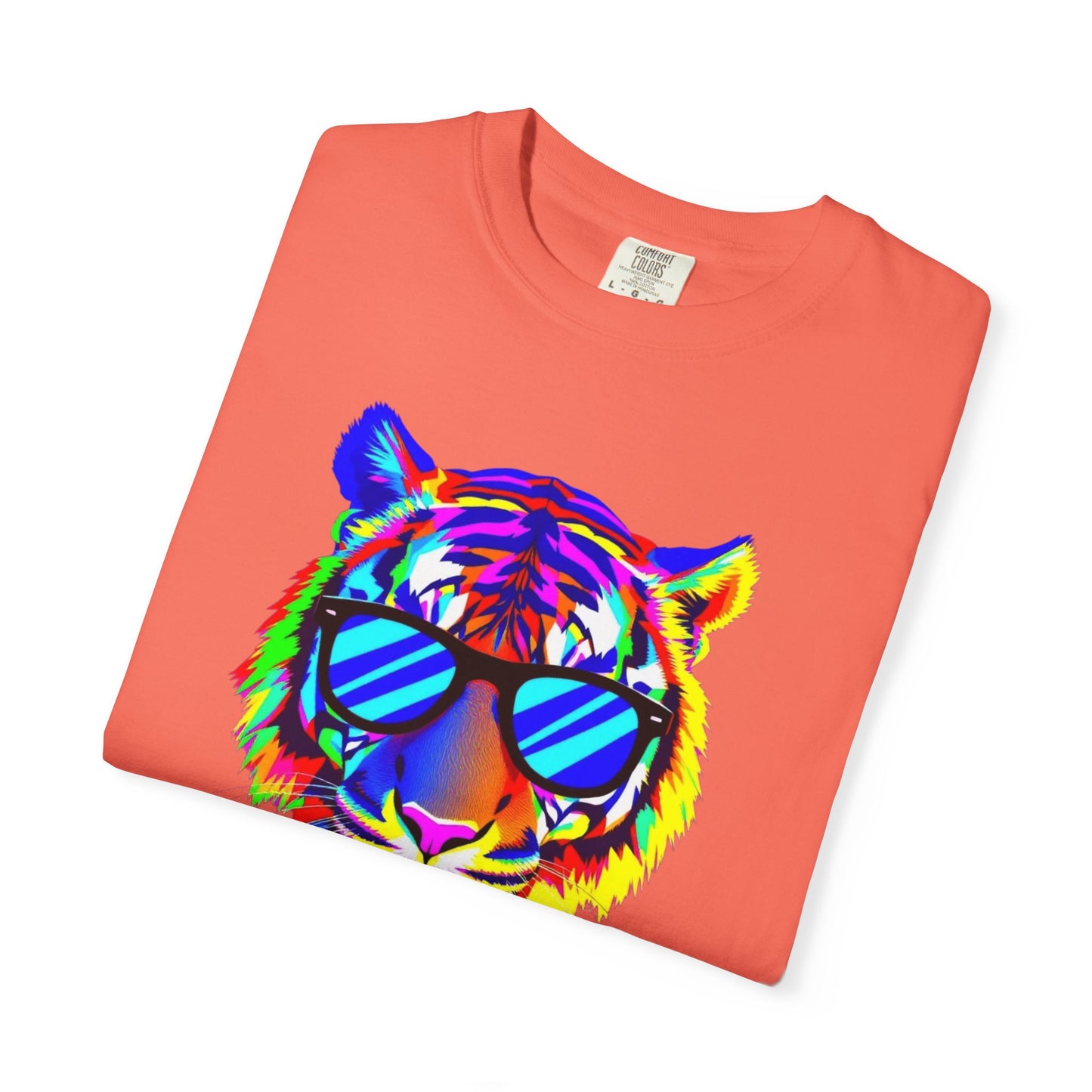 Vibrant Tiger Graphic T-Shirt - Unisex, Cool & Colorful Design
