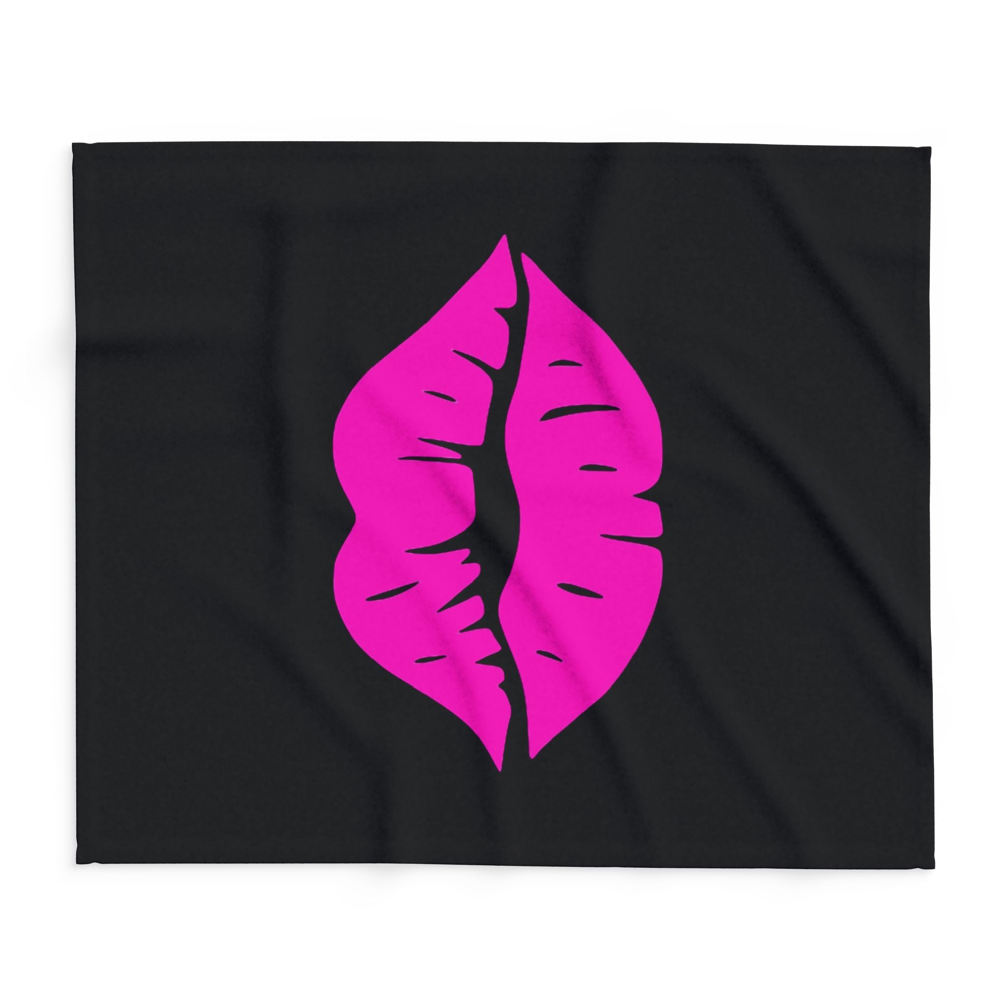 Chic Kiss Design Fleece Blanket, Cozy Throw Blanket, Glam Decor, Romantic Gift, Valentine's Day, Bedroom Essential, Unique Blanket